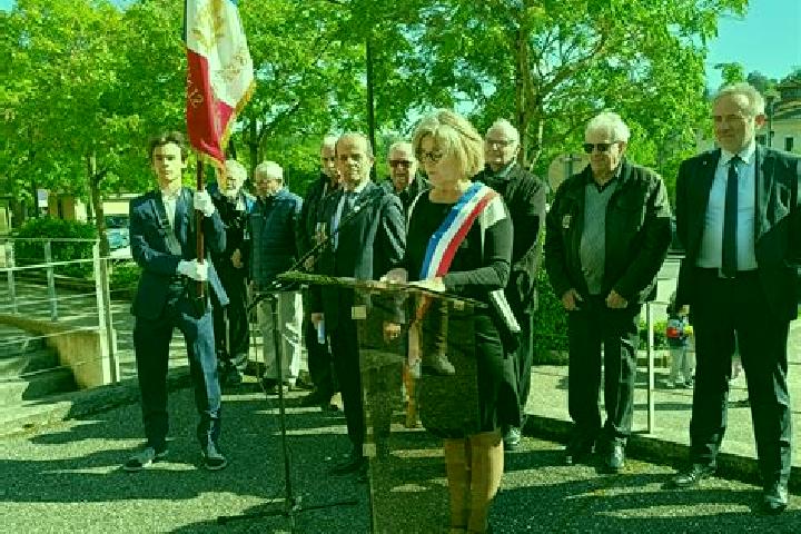 Escorts Ruffieux, France — Local Companions