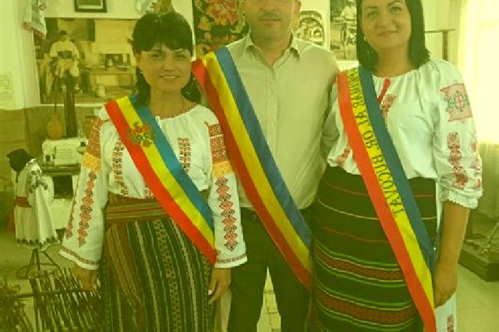 Escorts Ruginoasa, Romania — Local Companions