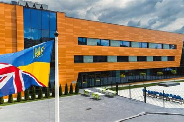 Escorts Rybnica, Poland — Local Companions