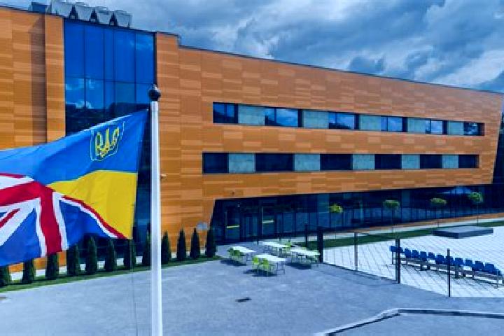 Escorts Rzasnik, Poland — Local Companions