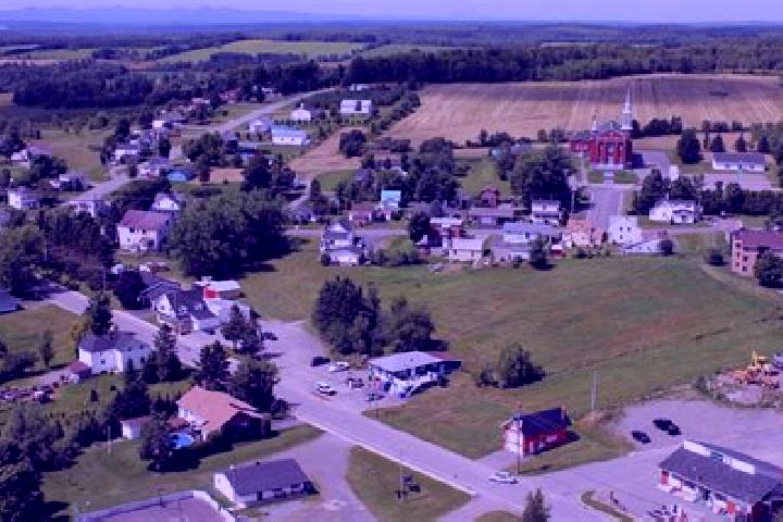Escorts Saint-Isidore, Canada — Local Companions