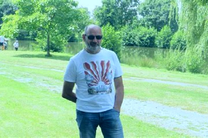 Escorts Saint-Quentin-en-Mauges, France — Local Companions