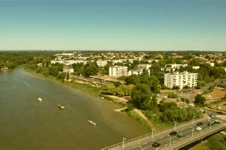 Escorts Saint-Sebastien-sur-Loire, France — Local Companions
