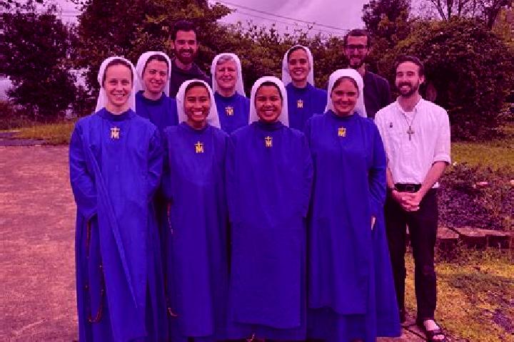 Escorts Saint-Thomas, France — Local Companions