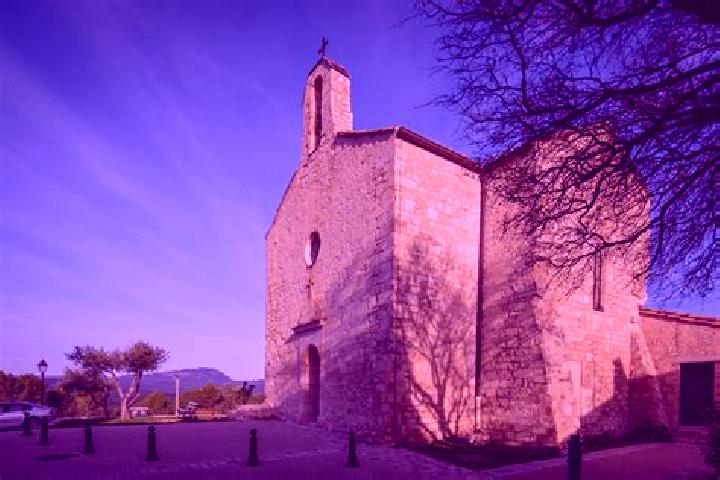 Escorts Saint-Vincent-de-Barbeyrargues, France — Local Companions