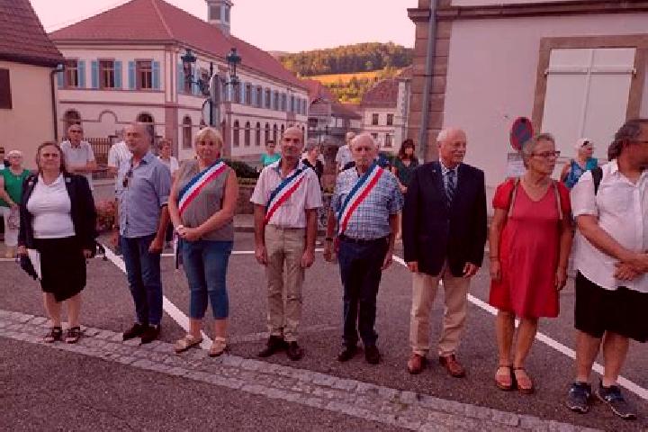 Escorts Sainte-Croix-aux-Mines, France — Local Companions