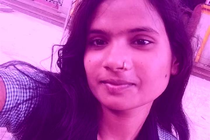 Escorts Sakri, India — Local Companions