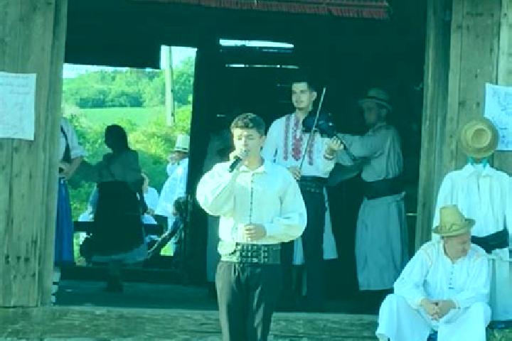 Escorts Salatig, Romania — Local Companions