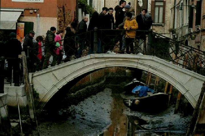Escorts Salorno, Italy — Local Companions