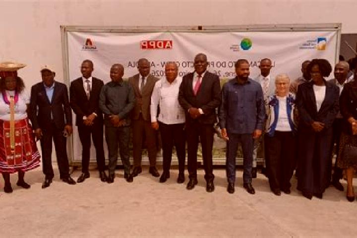 Escorts Sambo, Angola — Local Companions
