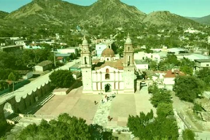 Escorts San Agustin Atenango, Mexico — Local Companions