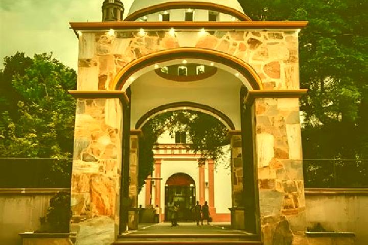 Escorts San Agustin Oapan, Mexico — Local Companions