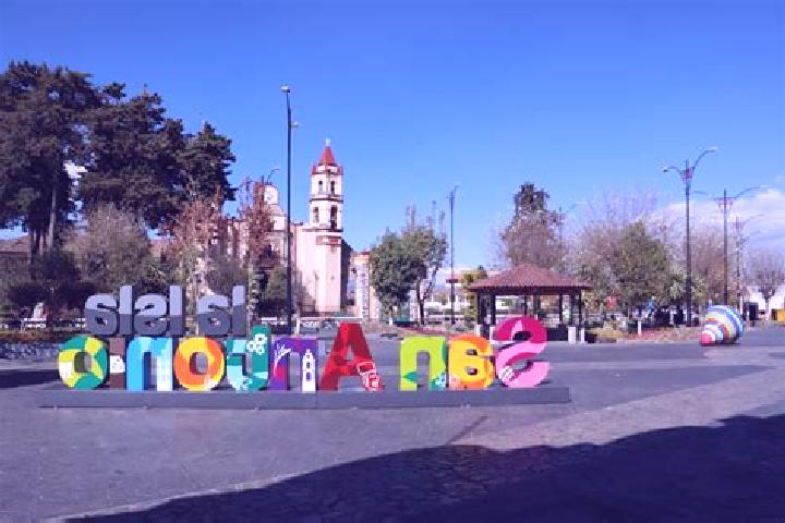 Escorts San Antonio de la Huerta, Mexico — Local Companions