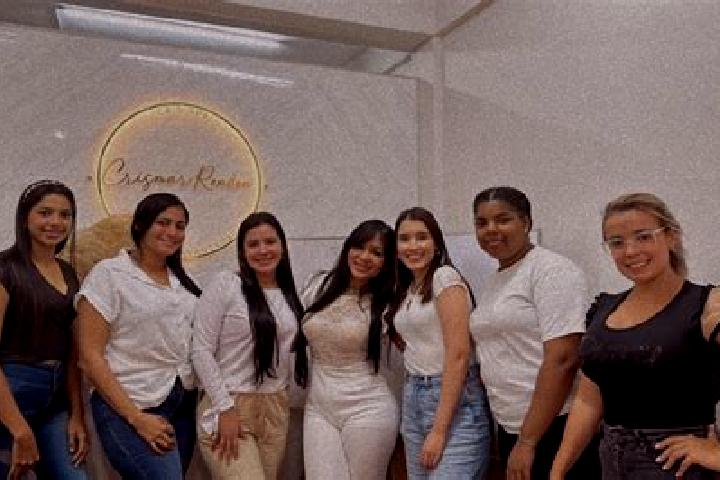 Escorts San Antonio, Venezuela — Local Companions