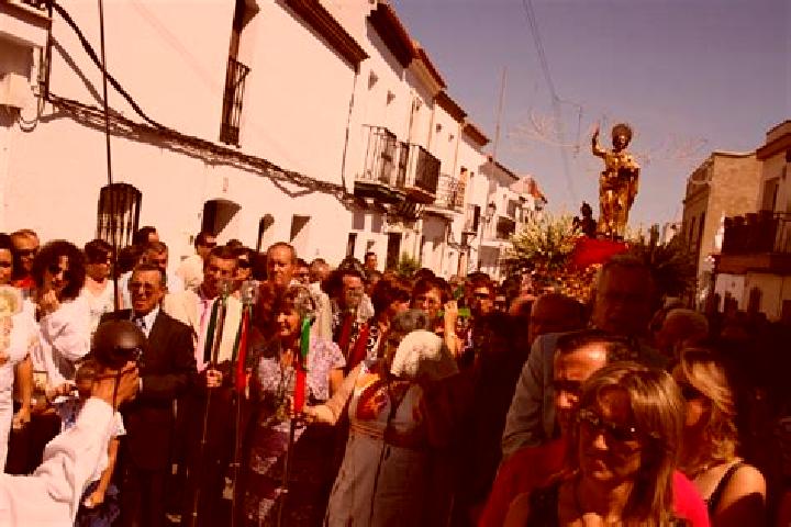 Escorts San Bartolome de la Torre, Spain — Local Companions