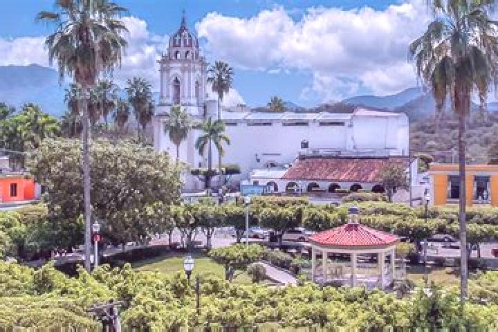 Escorts San Gabriel y San Ignacio, Mexico — Local Companions