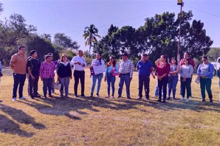 Escorts San Juan Llano Grande, Mexico — Local Companions