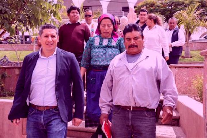 Escorts San Nicolas Quialana, Mexico — Local Companions