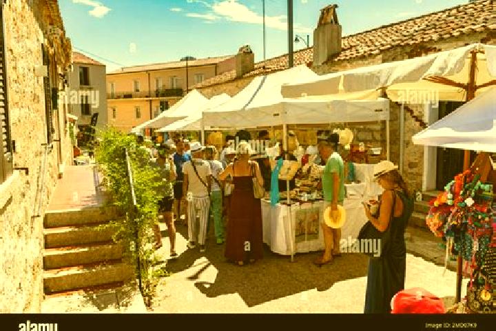 Escorts San Pantaleo, Italy — Local Companions