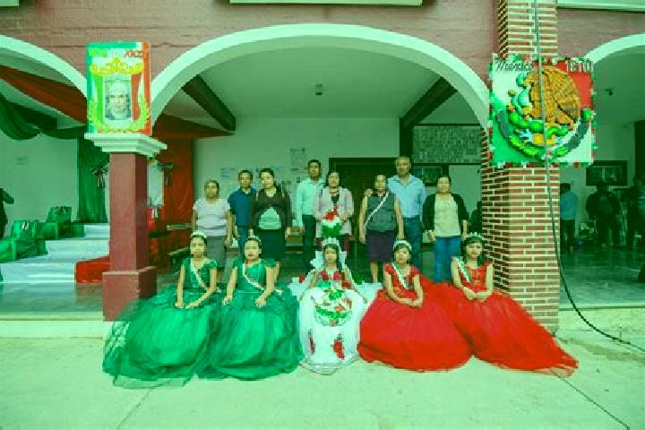 Escorts San Pedro Quiatoni, Mexico — Local Companions