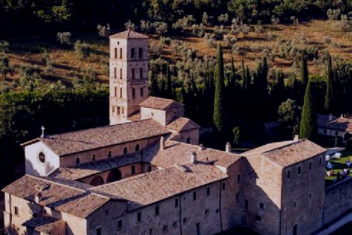 Escorts San Pietro in Valle, Italy — Local Companions