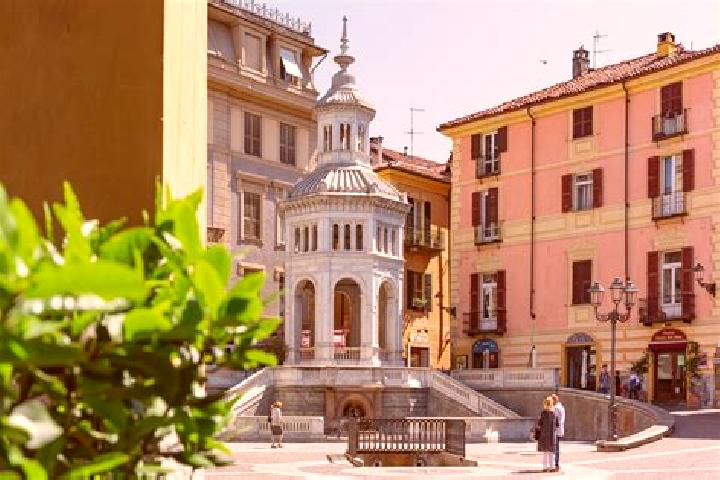 Escorts San Salvatore Monferrato, Italy — Local Companions