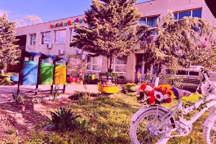 Escorts Sancraiu de Mures, Romania — Local Companions