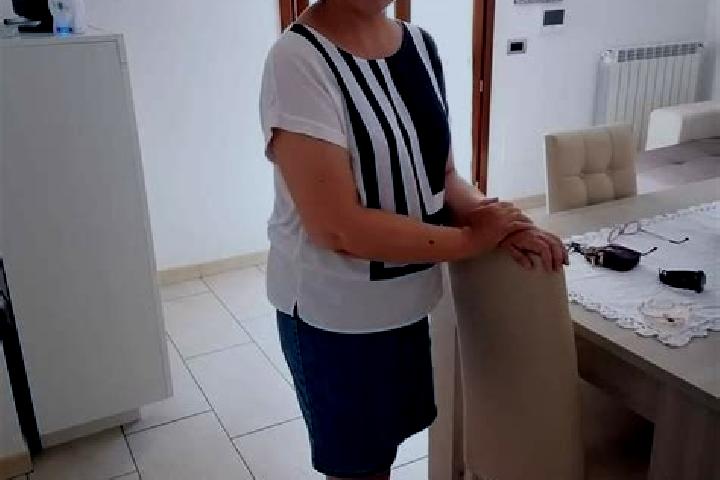 Escorts Sandra, Italy — Local Companions