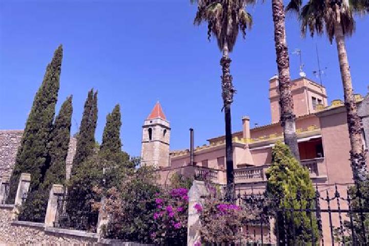 Escorts Sant Pere Molanta, Spain — Local Companions