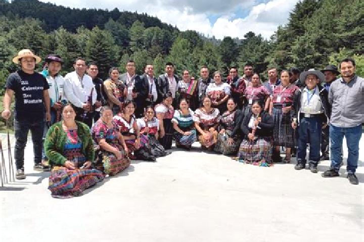Escorts Santa Lucia Utatlan, Guatemala — Local Companions