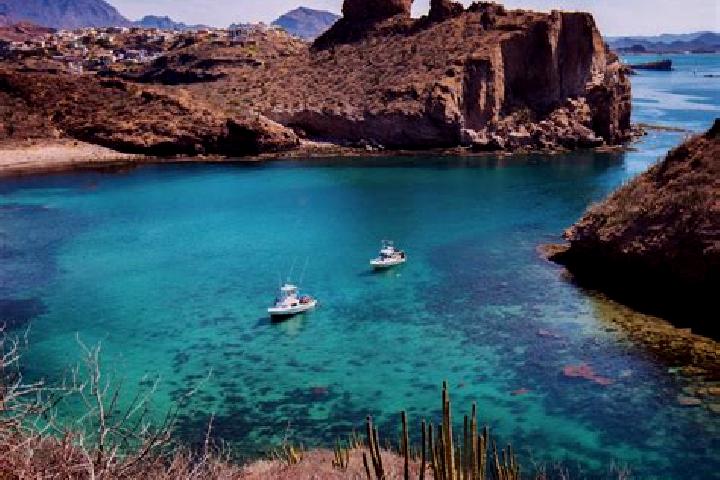Escorts Santa Maria de Guaymas, Mexico — Local Companions