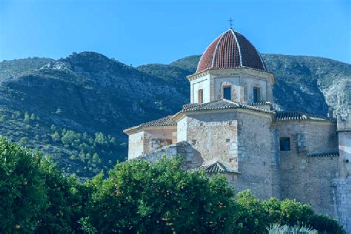 Escorts Santa Maria de la Isla, Spain — Local Companions