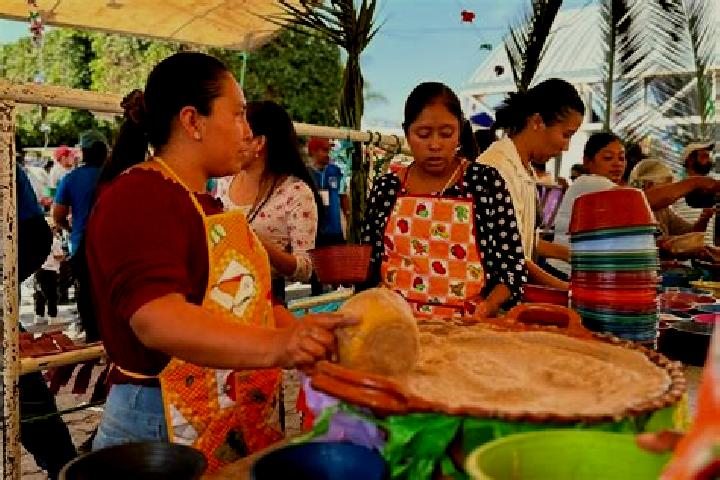 Escorts Santa Maria Malacatepec, Mexico — Local Companions