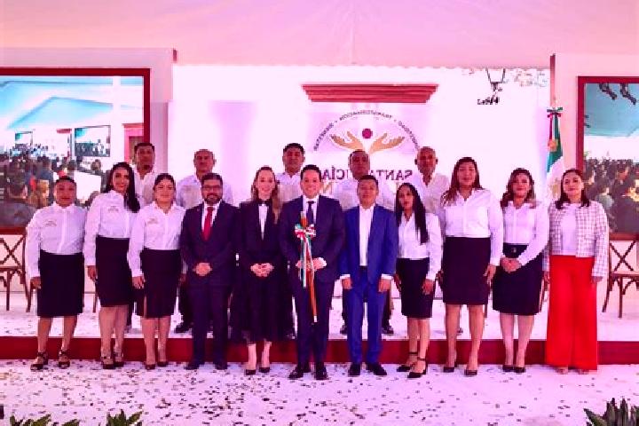 Escorts Santa Maria Velato, Mexico — Local Companions