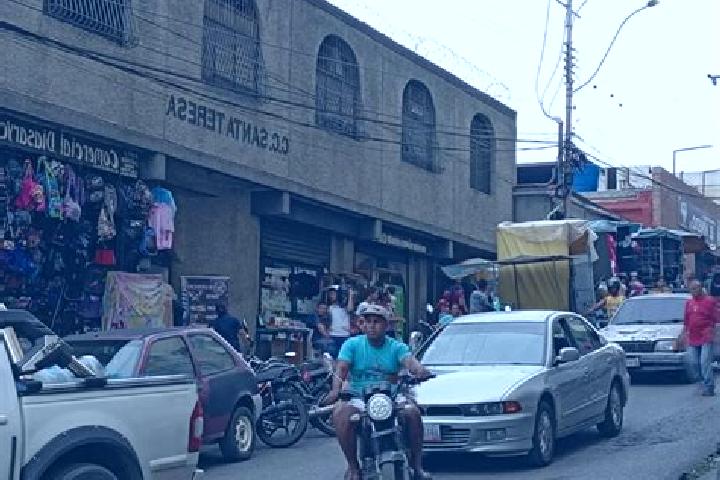 Escorts Santa Teresa del Tuy, Venezuela — Local Companions