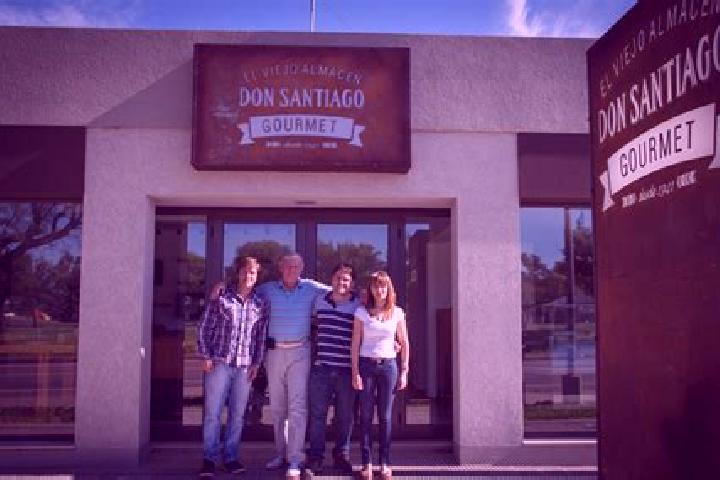 Escorts Santiago Huaxolotipac, Mexico — Local Companions