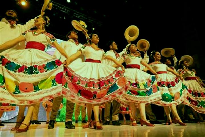 Escorts Santiago Tlapacoya, Mexico — Local Companions
