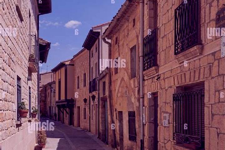 Escorts Santo Domingo de Piron, Spain — Local Companions
