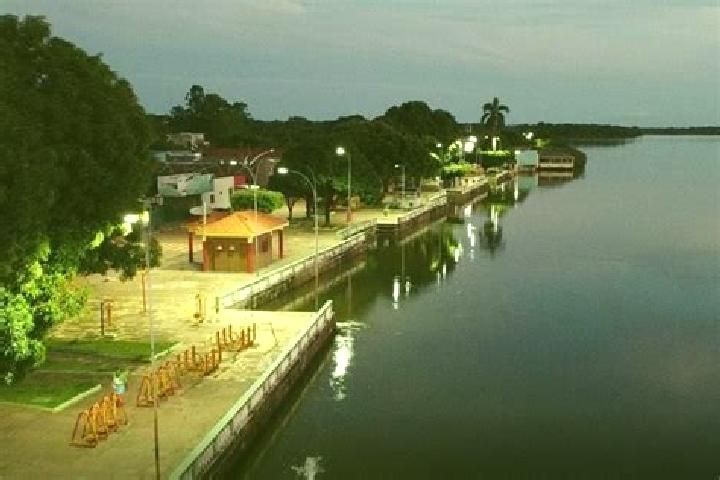 Escorts Sao Felix do Araguaia, Brazil — Local Companions
