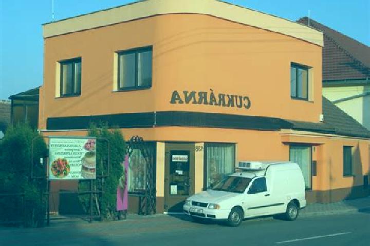 Escorts Saratice, Czech Republic — Local Companions