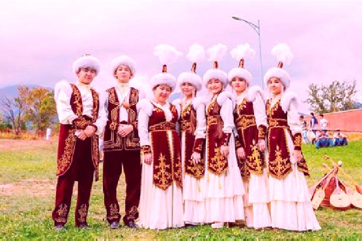 Escorts Saumalkol , Kazakhstan — Local Companions