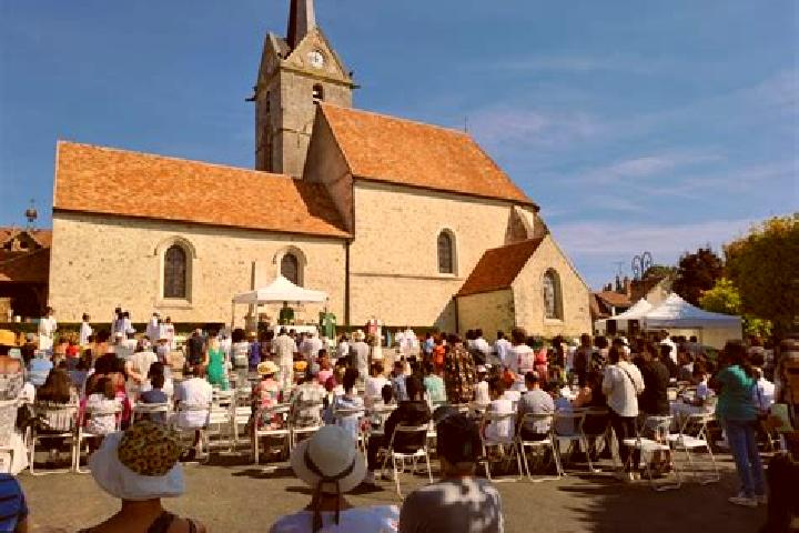 Escorts Savigny-le-Temple, France — Local Companions