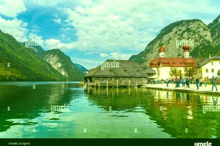 Escorts Schoenau am Koenigssee, Germany — Local Companions