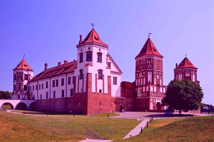 Escorts Schomyslitsa, Belarus — Local Companions