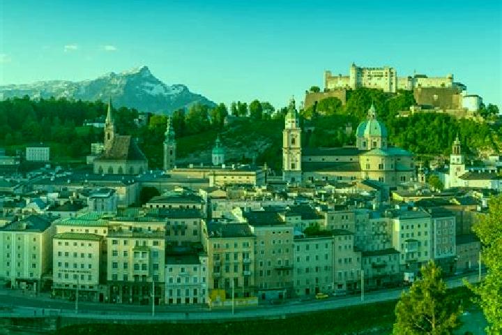 Escorts Schrick, Austria — Local Companions