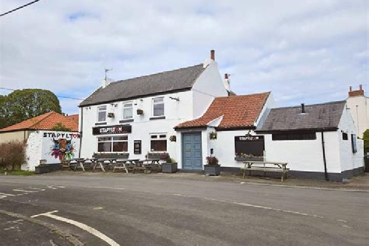 Escorts Seaham, United Kingdom — Local Companions
