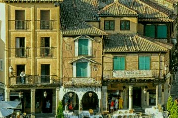Escorts Segovia, Spain — Local Companions