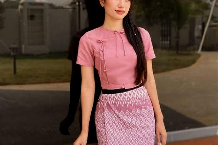 Escorts Seinnan, Myanmar — Local Companions