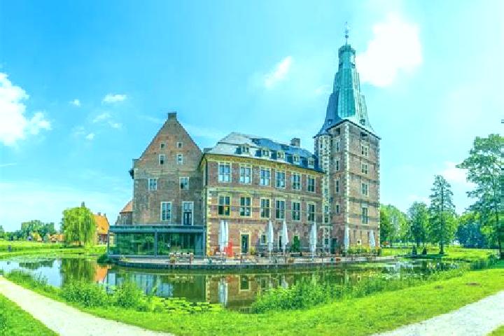 Escorts Sendenhorst, Germany — Local Companions