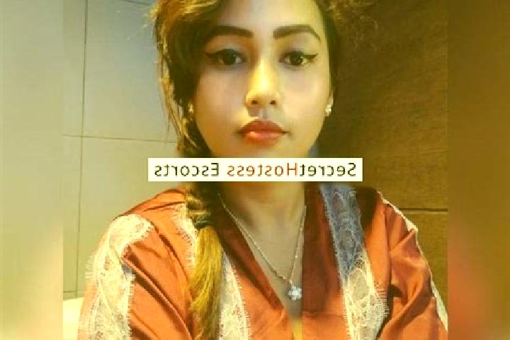 Escorts Senggigi, Indonesia — Local Companions